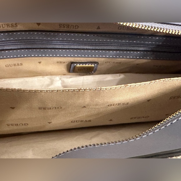 GUESS Tote Bag | Travel Bag  with Top Handles and Detachable/Adjustable Strap - Picture 11 of 17